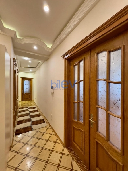 Satış 4 otaqlı Yeni Tikili bina evi  153m², Bakı