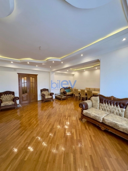 Satış 4 otaqlı Yeni Tikili bina evi  153m², Bakı