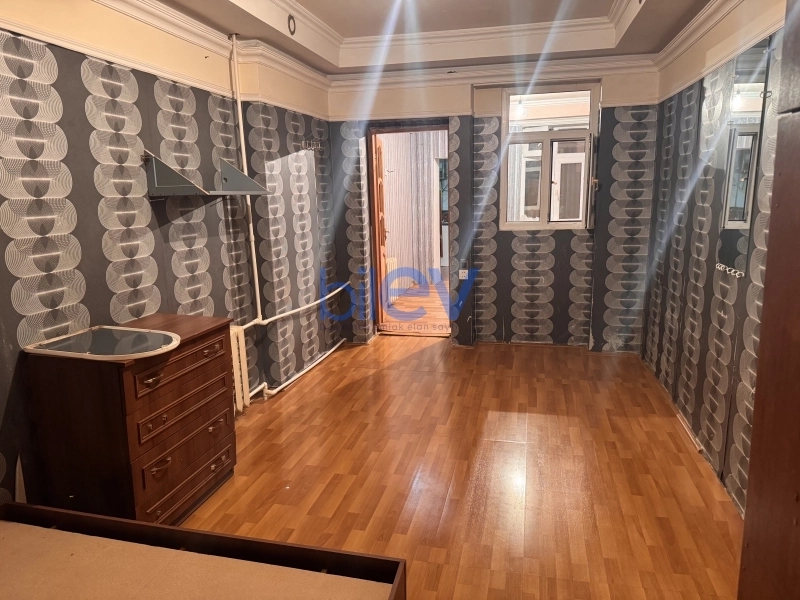 Aylıq Kirayə 2 otaqlı Köhnə Tikili bina evi  45m², Bakı