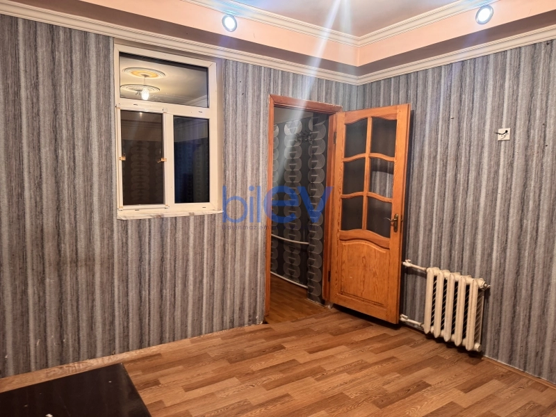 Aylıq Kirayə 2 otaqlı Köhnə Tikili bina evi  45m², Bakı