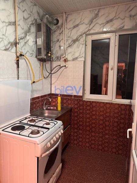 Aylıq Kirayə 2 otaqlı Köhnə Tikili bina evi  45m², Bakı