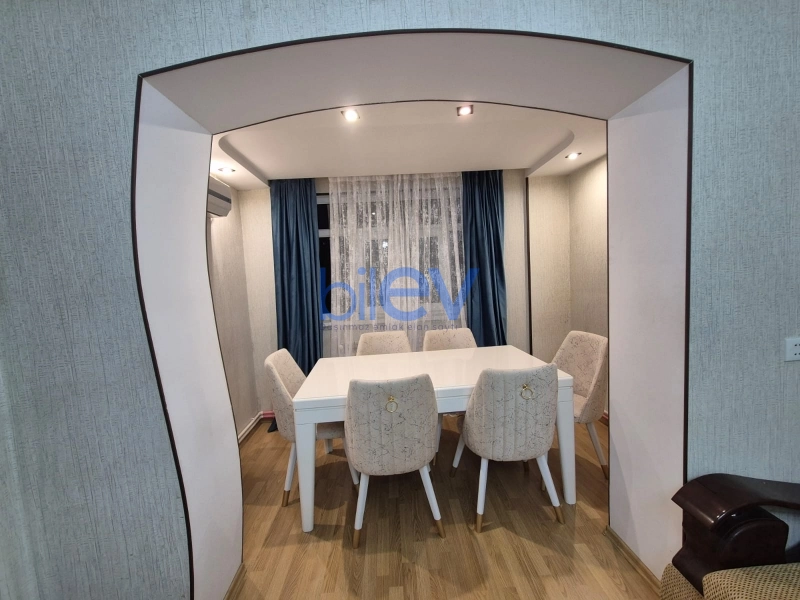 Satış 2 otaqlı Köhnə Tikili bina evi  43m², Bakı