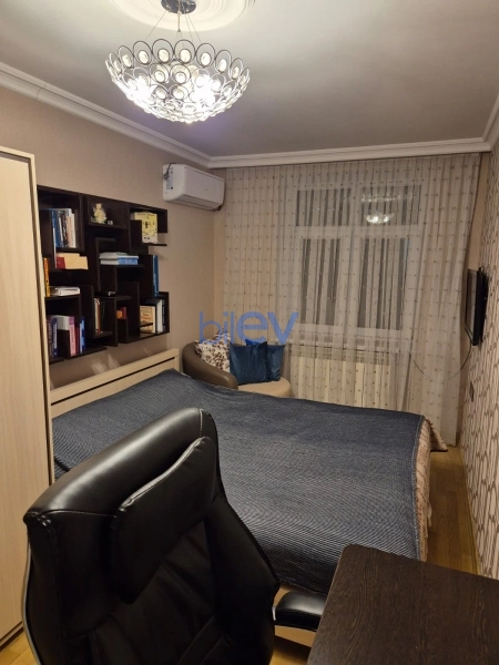 Satış 2 otaqlı Köhnə Tikili bina evi  43m², Bakı