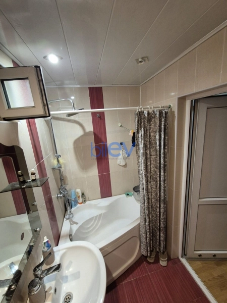 Satış 2 otaqlı Köhnə Tikili bina evi  43m², Bakı