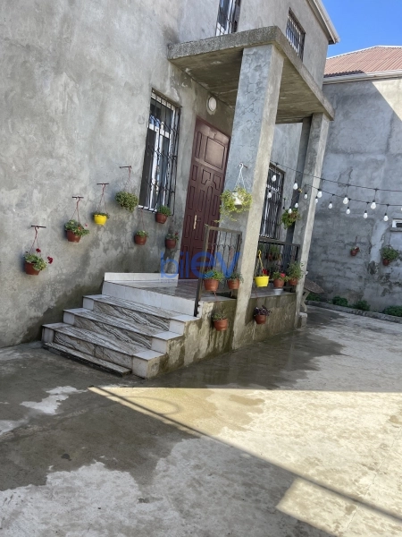 Satış 6 otaqlı Həyət evi  200m², Bakı