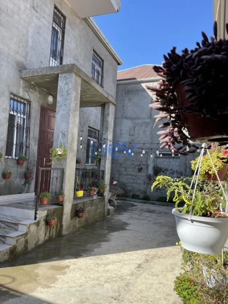 Satış 6 otaqlı Həyət evi  200m², Bakı