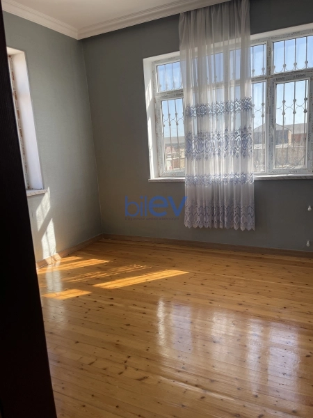 Satış 6 otaqlı Həyət evi  200m², Bakı