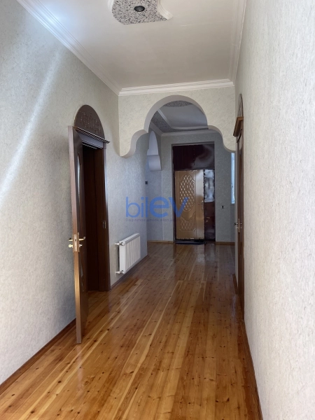 Satış 6 otaqlı Həyət evi  200m², Bakı
