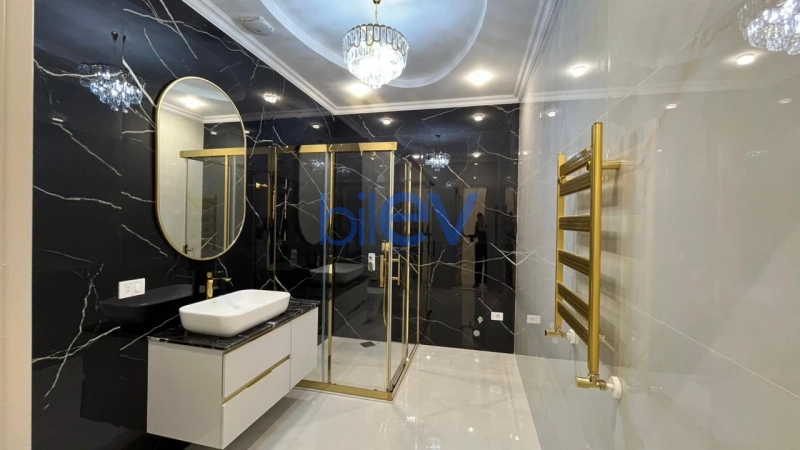 Satış 4 otaqlı Yeni Tikili bina evi  165m², Bakı