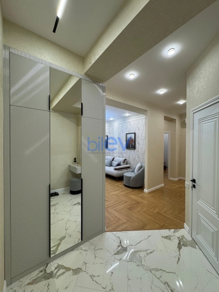 Satış 3 otaqlı Yeni Tikili bina evi  100m², Bakı