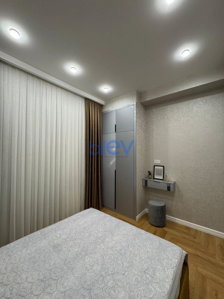 Satış 3 otaqlı Yeni Tikili bina evi  100m², Bakı