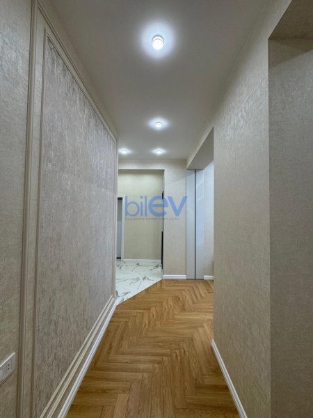 Satış 3 otaqlı Yeni Tikili bina evi  100m², Bakı