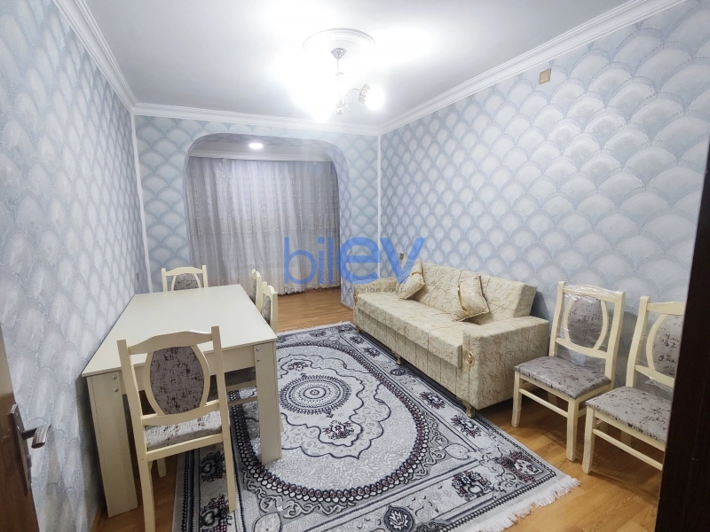 Aylıq Kirayə 4 otaqlı Köhnə Tikili bina evi  100m², Gəncə