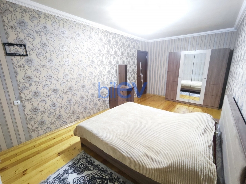Aylıq Kirayə 4 otaqlı Köhnə Tikili bina evi  100m², Gəncə
