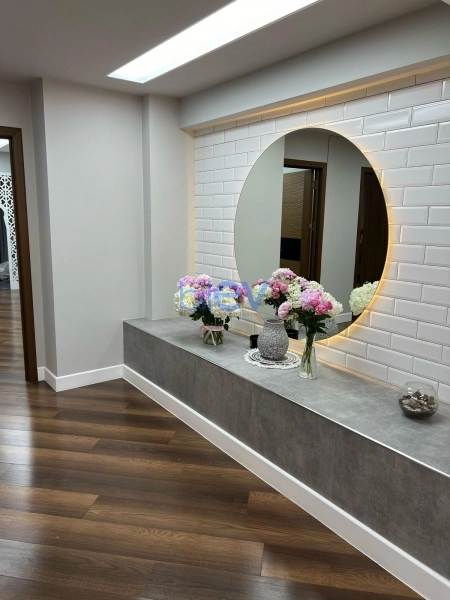 Satış 4 otaqlı Köhnə Tikili bina evi  250m², Bakı
