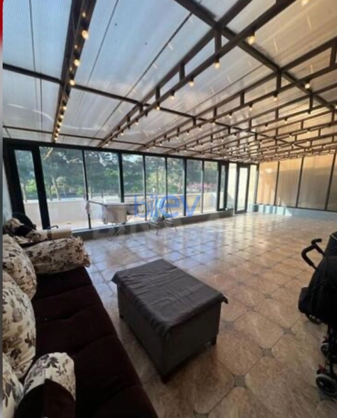 Satış 4 otaqlı Köhnə Tikili bina evi  250m², Bakı