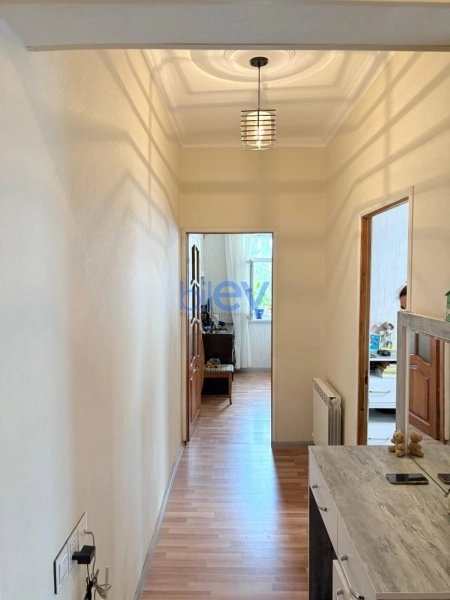 Satış 2 otaqlı Köhnə Tikili bina evi  50m², Astara