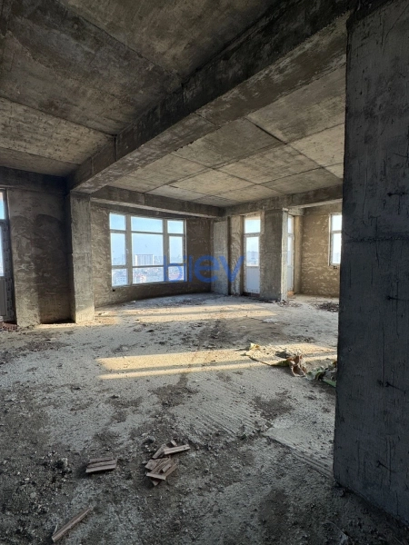 Satış 4 otaqlı Yeni Tikili bina evi  156m², Bakı
