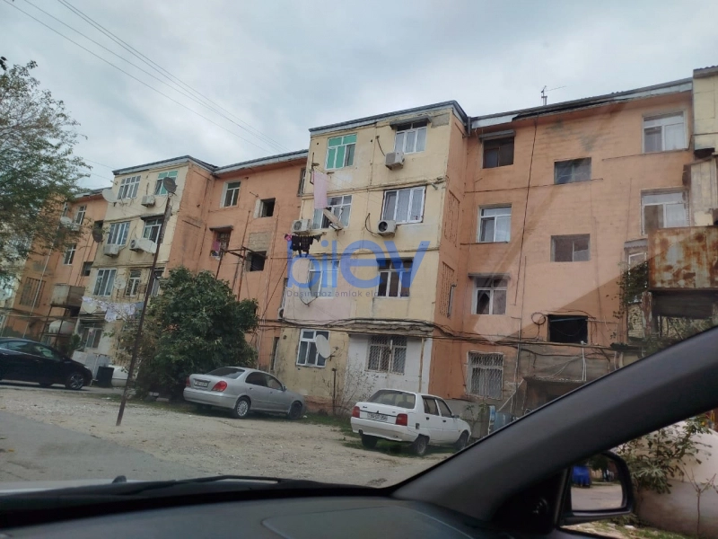 Satış 2 otaqlı Köhnə Tikili bina evi  51m², Bakı