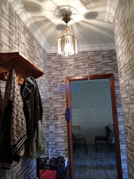 Satış 2 otaqlı Köhnə Tikili bina evi  51m², Bakı