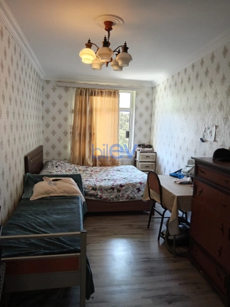 Satış 2 otaqlı Köhnə Tikili bina evi  51m², Bakı