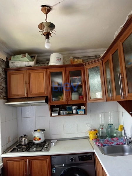 Satış 2 otaqlı Köhnə Tikili bina evi  51m², Bakı
