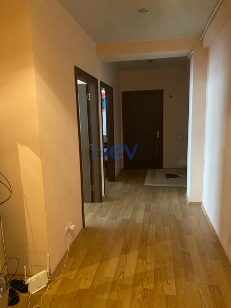 Satış 3 otaqlı Köhnə Tikili bina evi  95m², Bakı