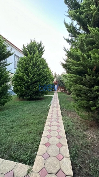 Satış 8 otaqlı Bağ evi  450m², Bakı