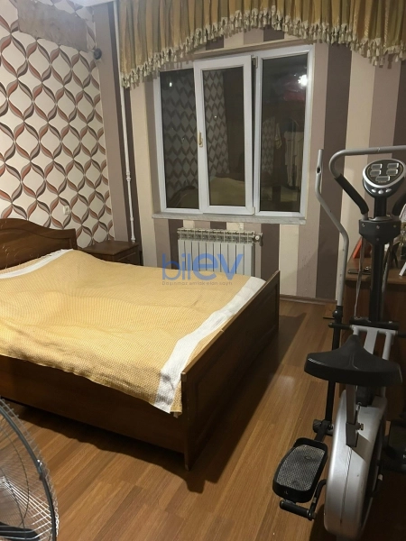 Satış 2 otaqlı Köhnə Tikili bina evi  67m², Bakı