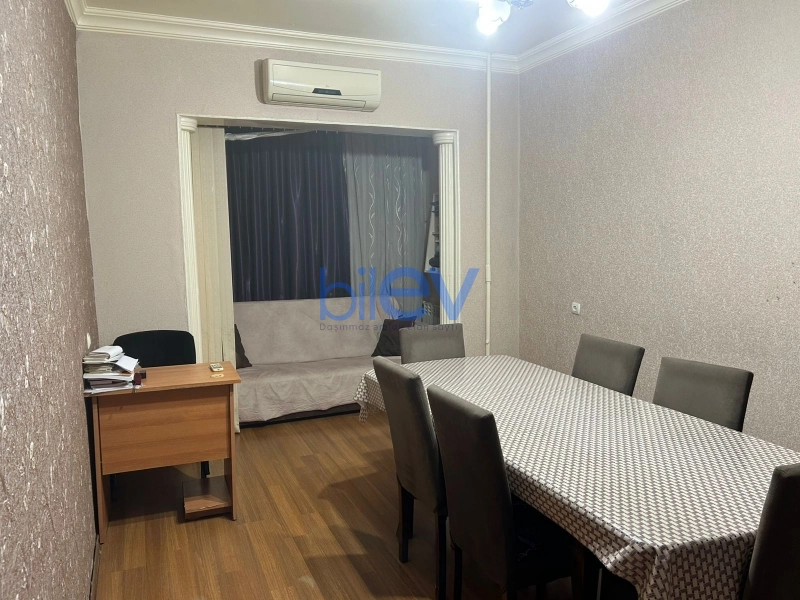 Satış 2 otaqlı Köhnə Tikili bina evi  67m², Bakı