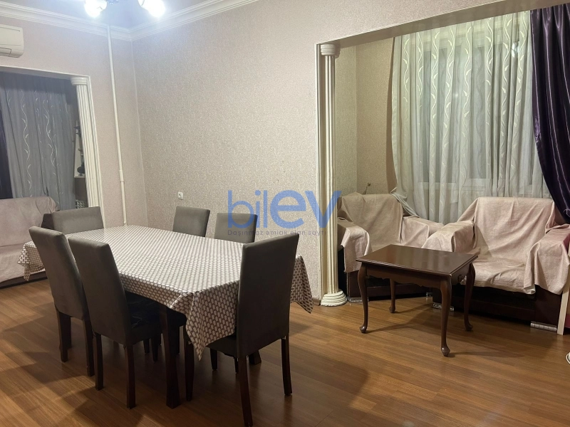 Satış 2 otaqlı Köhnə Tikili bina evi  67m², Bakı