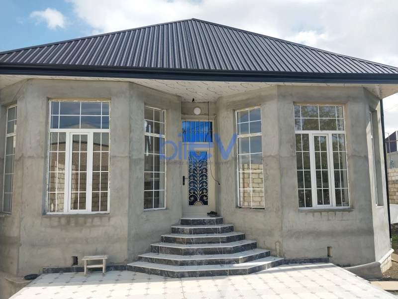 Satış 4 otaqlı Həyət evi  130m², Gəncə