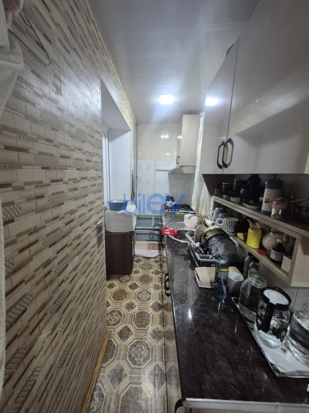 Satış 2 otaqlı Köhnə Tikili bina evi  51m², Bakı
