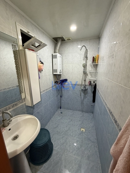 Aylıq Kirayə 3 otaqlı Köhnə Tikili bina evi  90m², Bakı