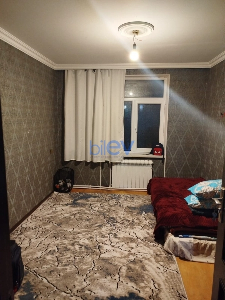 Satış 4 otaqlı Köhnə Tikili bina evi  80m², Sumqayıt