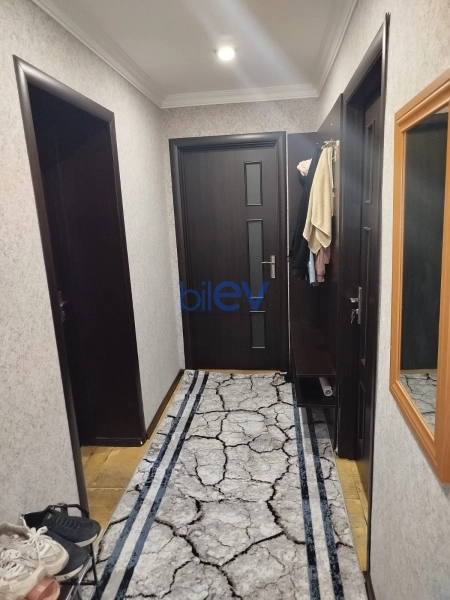 Satış 4 otaqlı Köhnə Tikili bina evi  80m², Sumqayıt