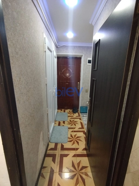 Satış 4 otaqlı Köhnə Tikili bina evi  80m², Sumqayıt
