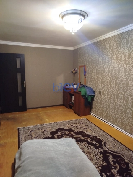 Satış 4 otaqlı Köhnə Tikili bina evi  80m², Sumqayıt
