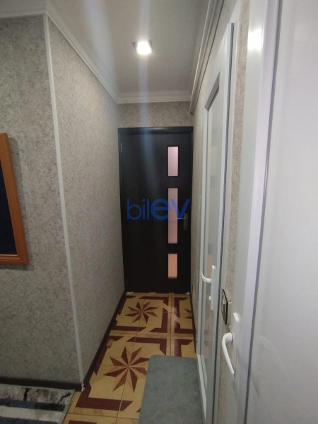 Satış 4 otaqlı Köhnə Tikili bina evi  80m², Sumqayıt