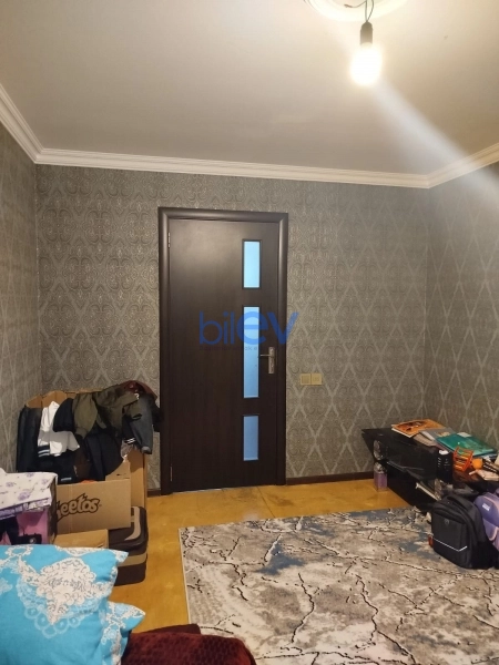 Satış 4 otaqlı Köhnə Tikili bina evi  80m², Sumqayıt