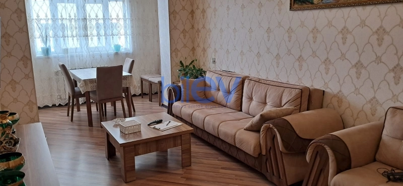 Satış 3 otaqlı Köhnə Tikili bina evi  70m², Sumqayıt
