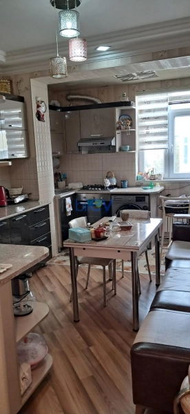 Satış 3 otaqlı Köhnə Tikili bina evi  70m², Sumqayıt