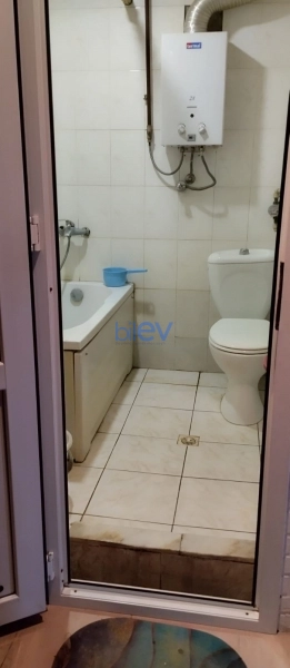Satış 3 otaqlı Köhnə Tikili bina evi  70m², Bakı