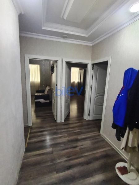 Satış 3 otaqlı Köhnə Tikili bina evi  72m², Bakı