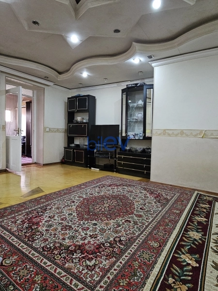 Satış 4 otaqlı Köhnə Tikili bina evi  97m², Bakı