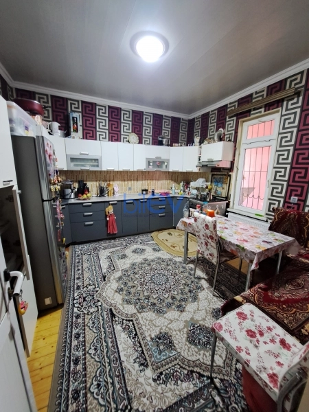 Satış 4 otaqlı Həyət evi  1m², Bakı