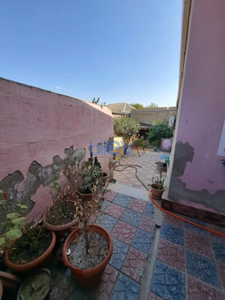 Satış 4 otaqlı Həyət evi  1m², Bakı