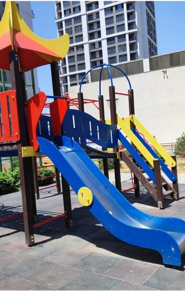 Aylıq Kirayə 4 otaqlı Yeni Tikili bina evi  176m², Bakı