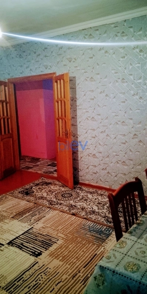 Satış 3 otaqlı Köhnə Tikili bina evi  72m², Bakı