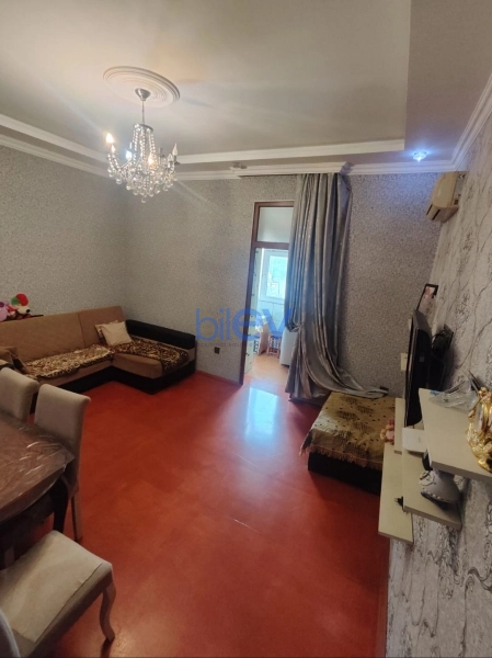 Satış 2 otaqlı Köhnə Tikili bina evi  40m², Bakı